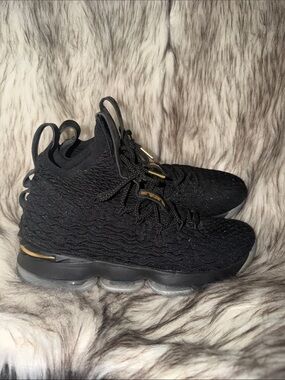 Nike LeBron 15 metallic gold